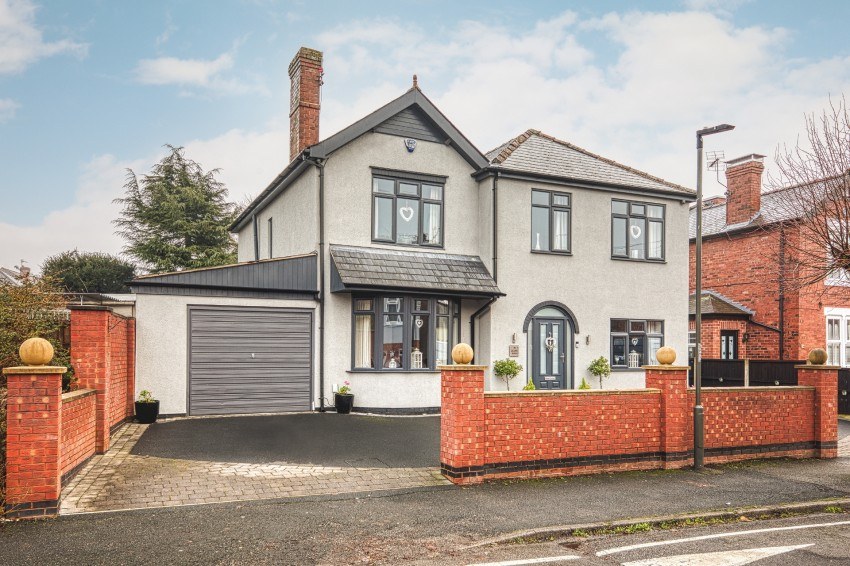 Leamoor Avenue