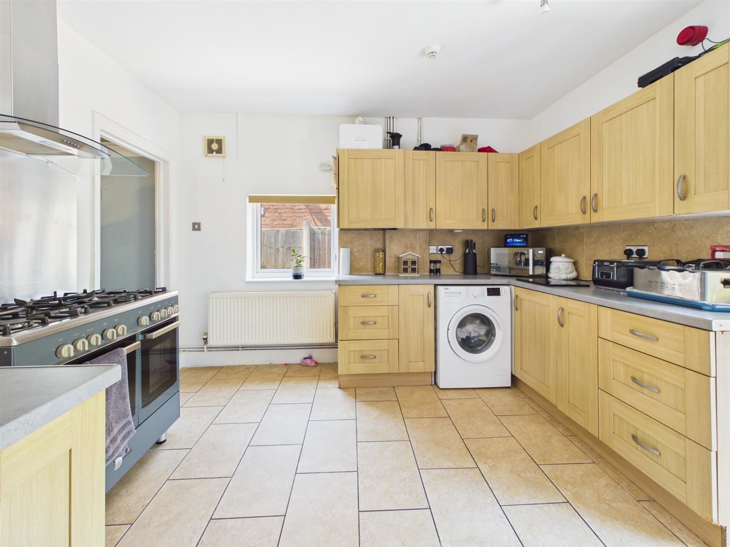 Stroud Road, Gloucester, photo 6