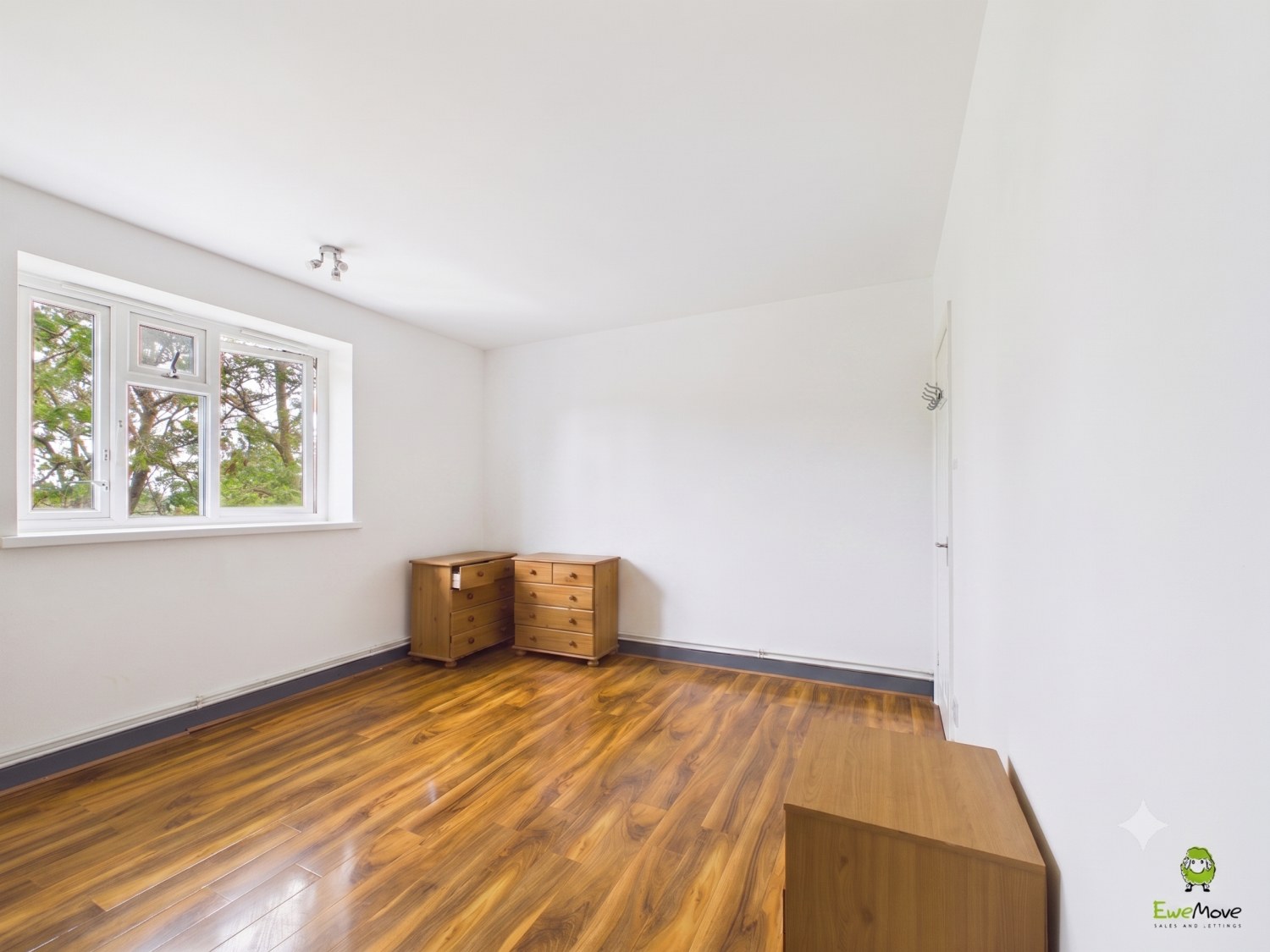 Openshaw Road, London, London, SE2, photo 3