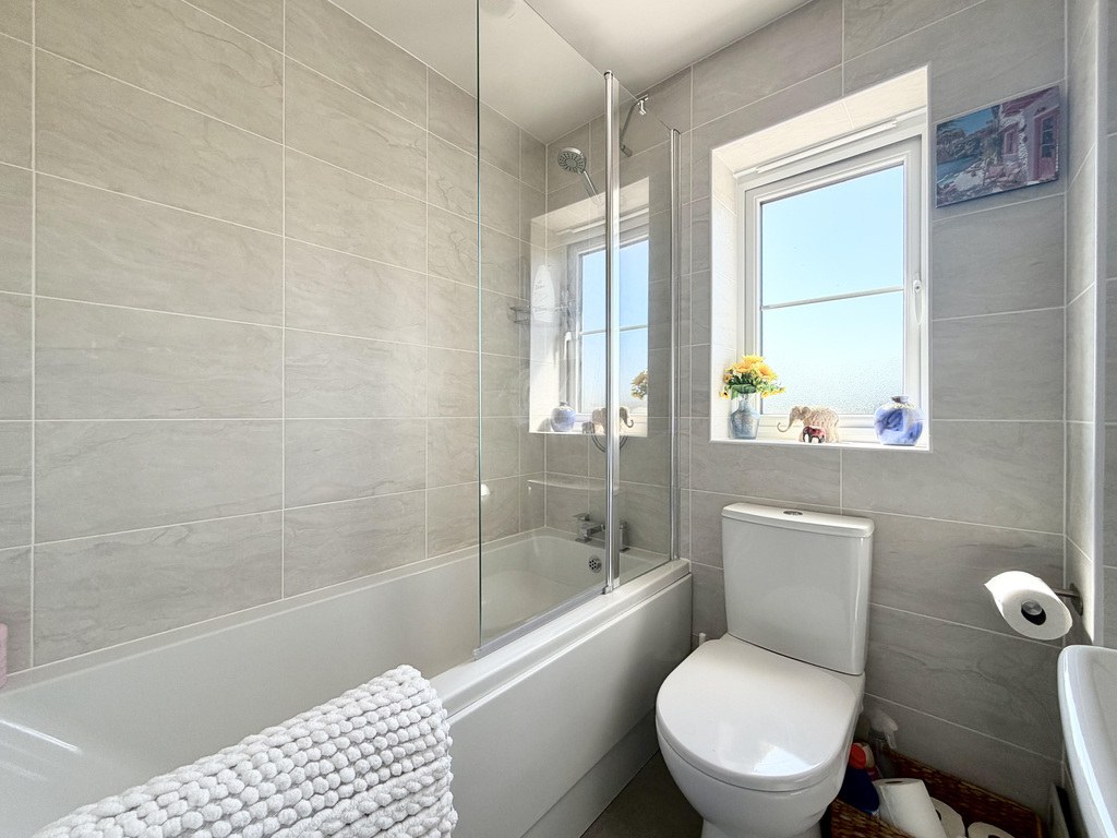 Exlana Drive, Highbridge, Somerset, photo 13