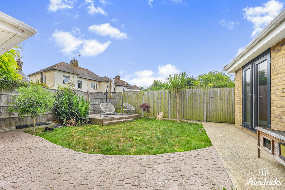 Droitwich Avenue, Southend-on-sea, SS2 4, photo 16