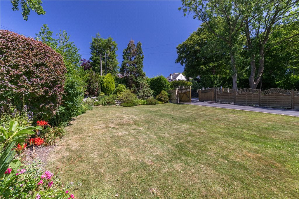 St. Helens Lane, Leeds, West Yorkshire, LS16, photo 19