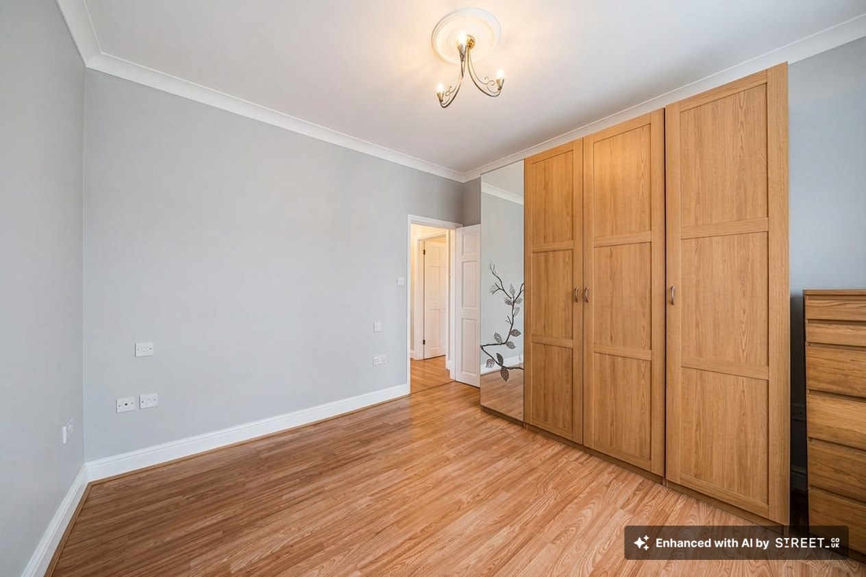 Mead Road, Edgware, HA8, photo 6