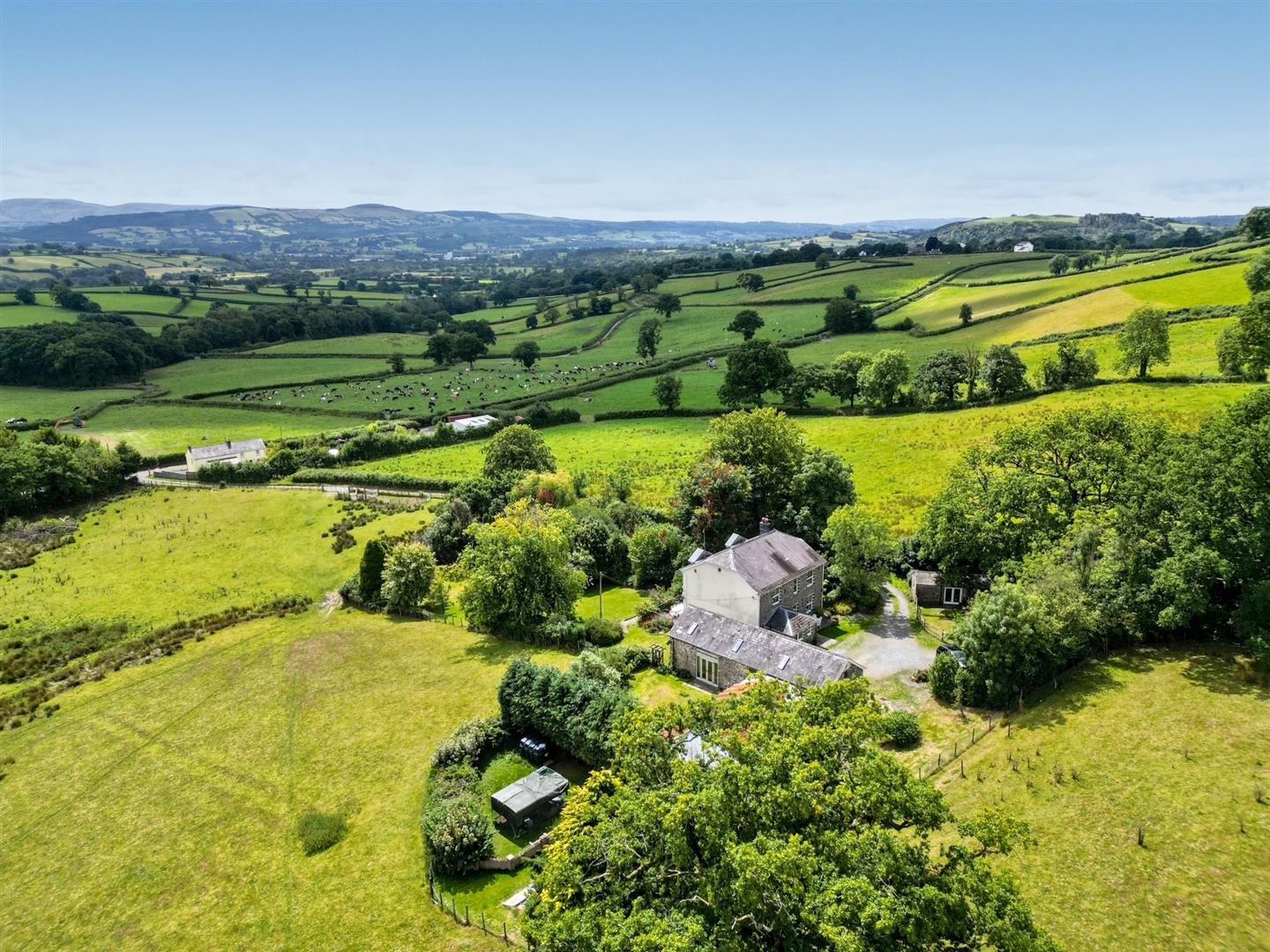 Y Wern, Llansadwrn, Llanwrda