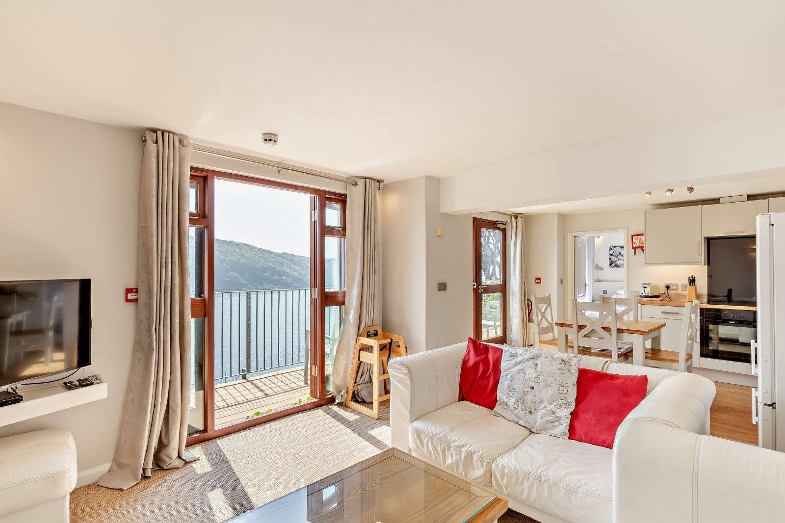 Salcombe Devon TQ8 8JU Cliff Road