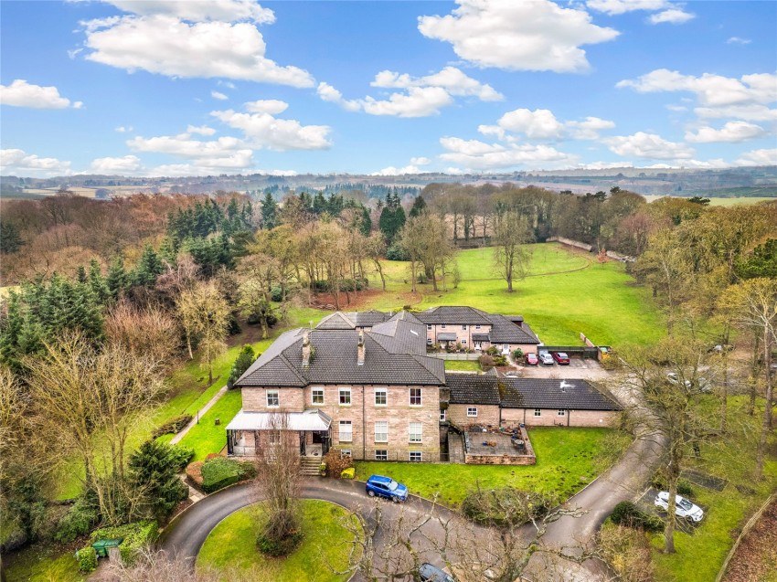 2 bed flat for sale in Nickols Lane, Spofforth