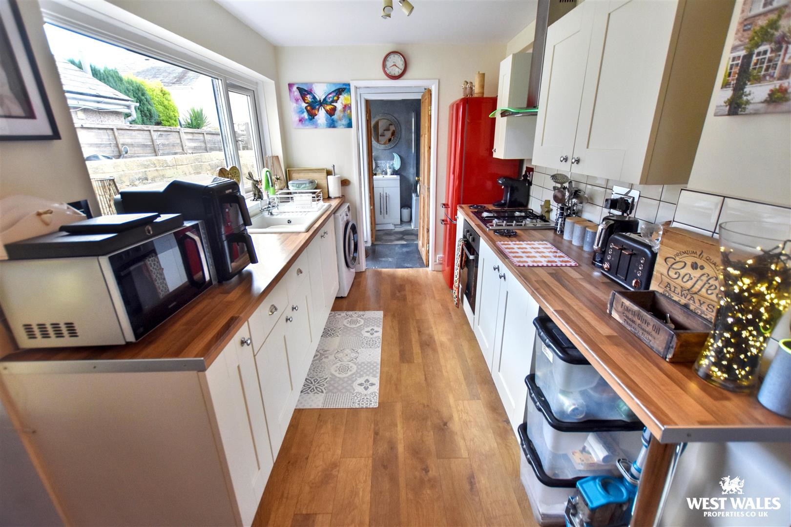 Clarence Street, Pembroke Dock, photo 12
