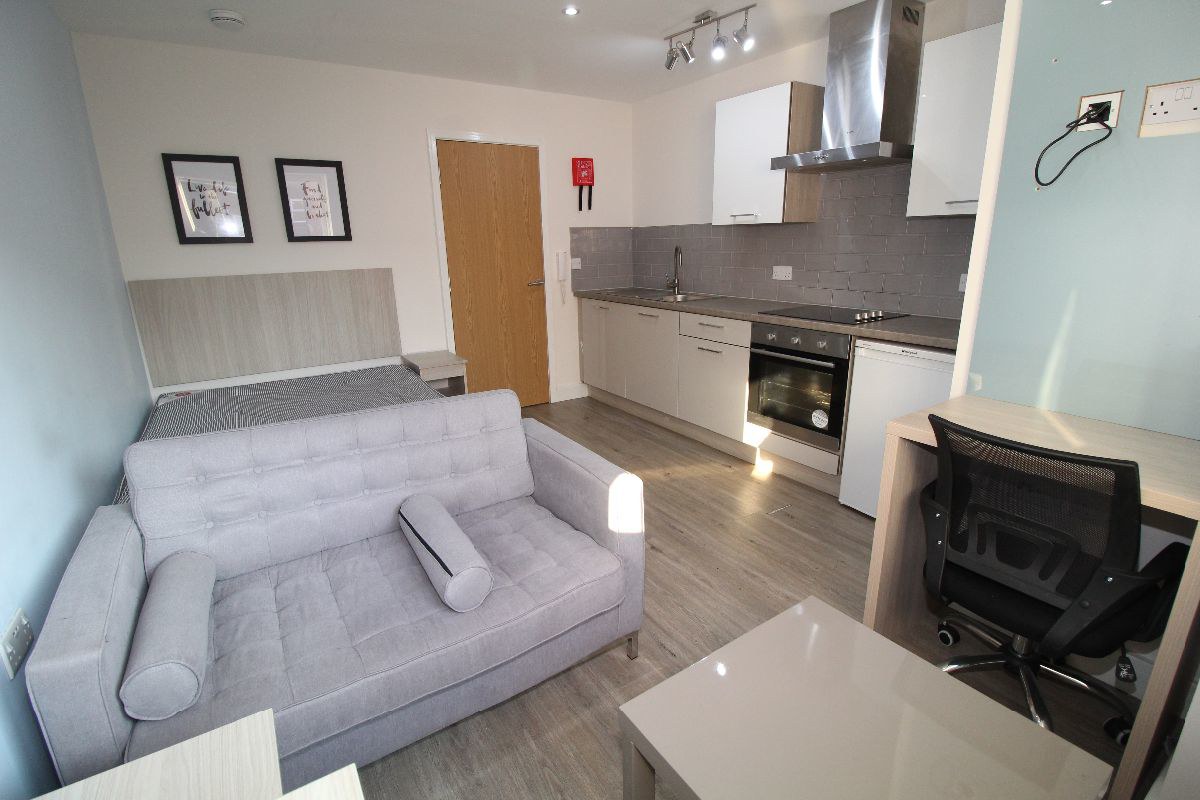 Winckley Square, Flat 11, PRESTON, Lancashire PR1 3JQ