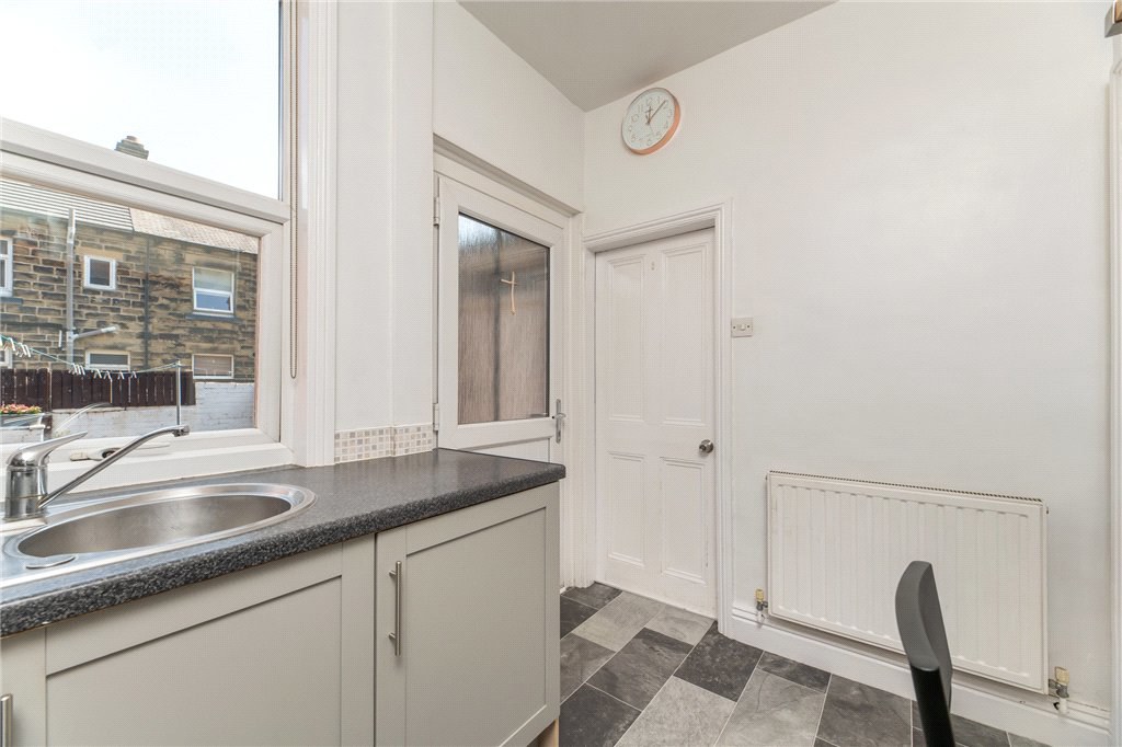 Beech Street, Tingley, Wakefield, West Yorkshire, WF3, photo 6
