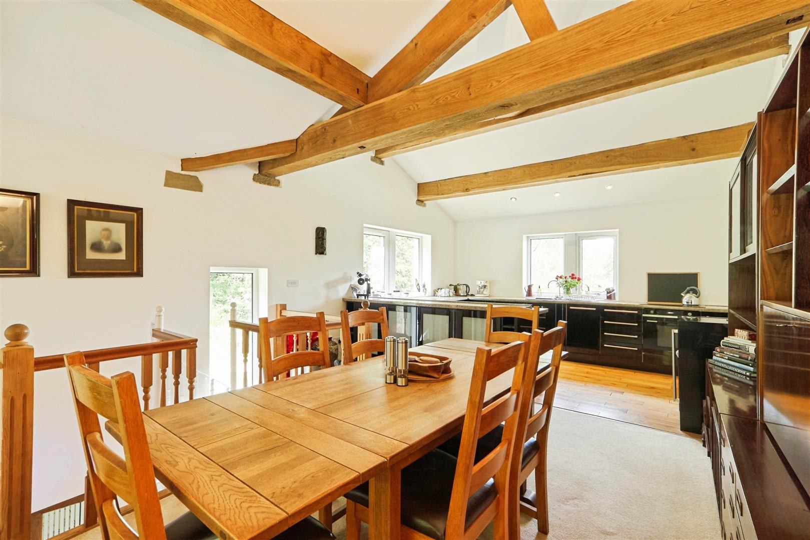 Marley, Bingley, BD16 2DN, photo 12