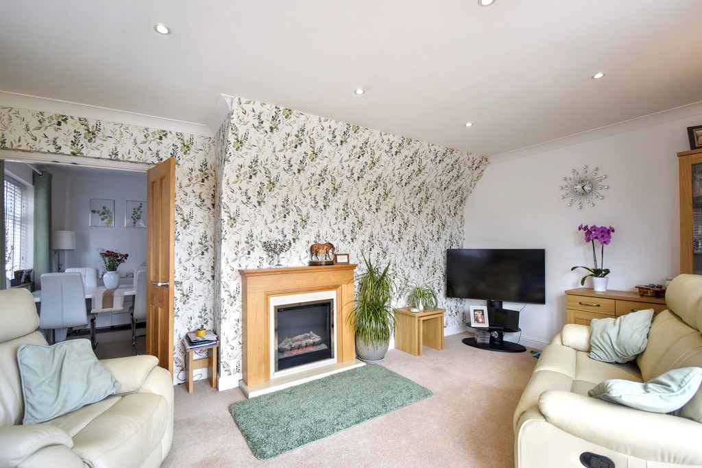Charles Avenue, Louth LN11 0BG, photo 3