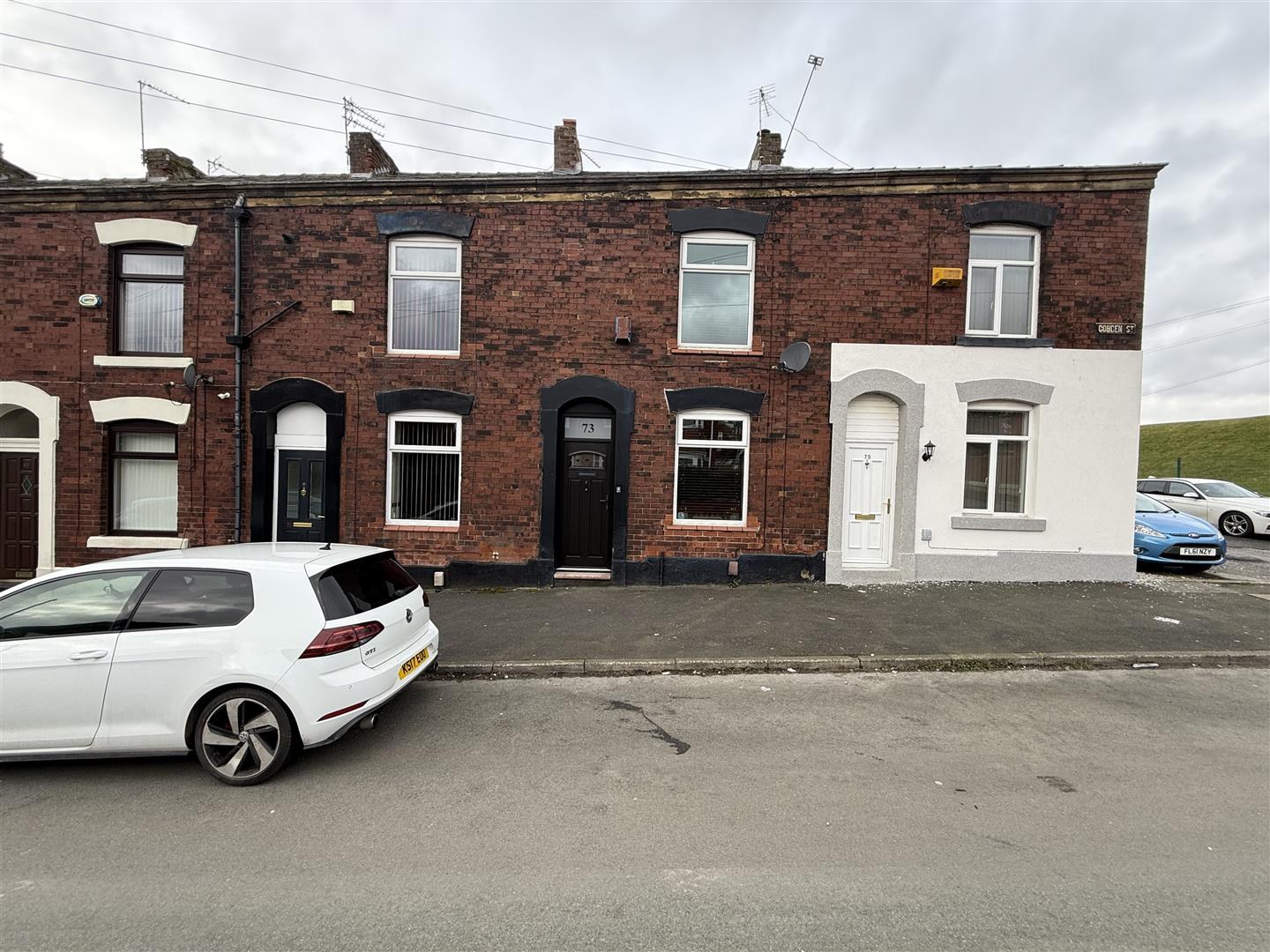 House - Mid Terrace for sale Cobden Street