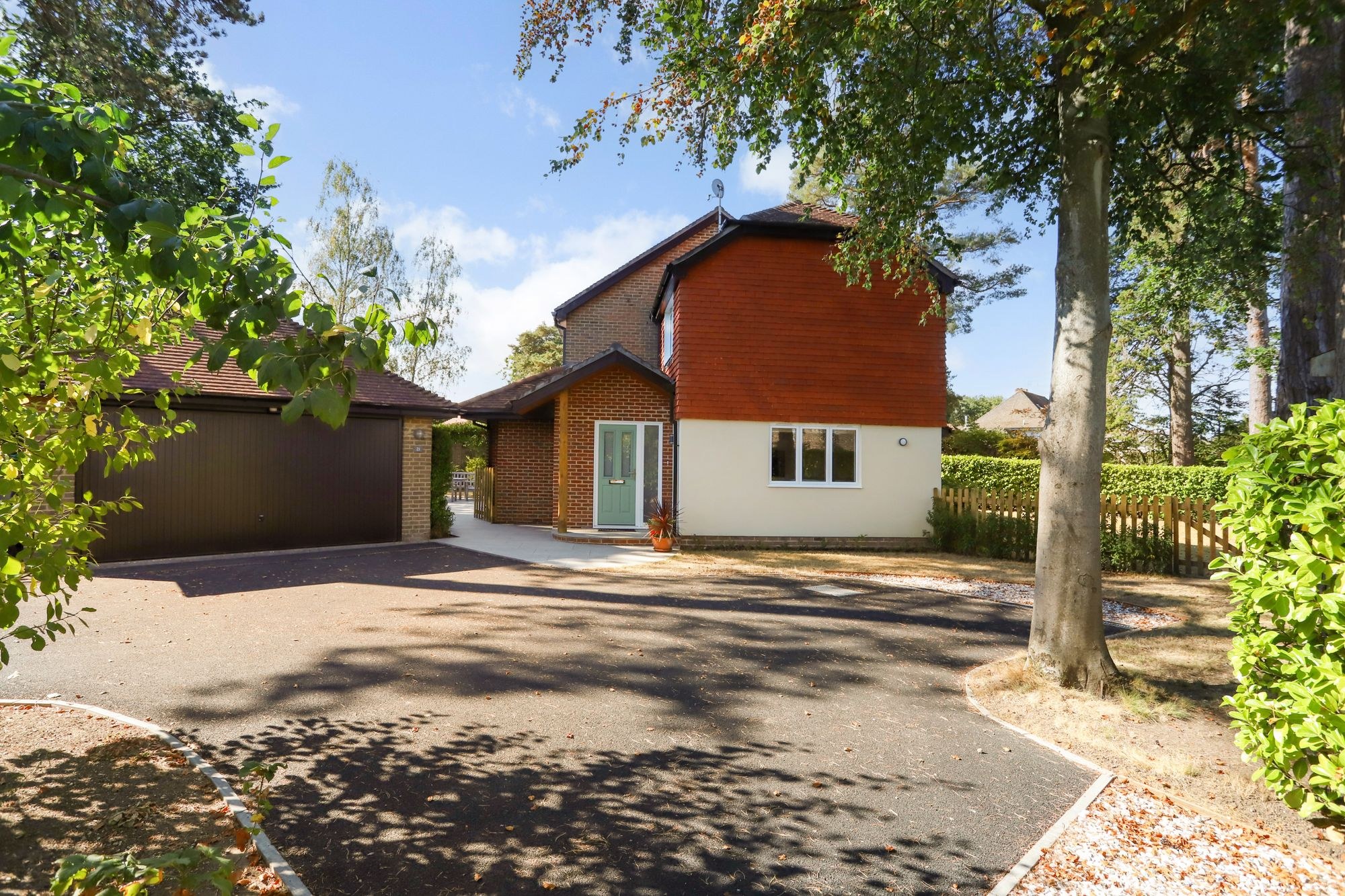 Boundstone Road