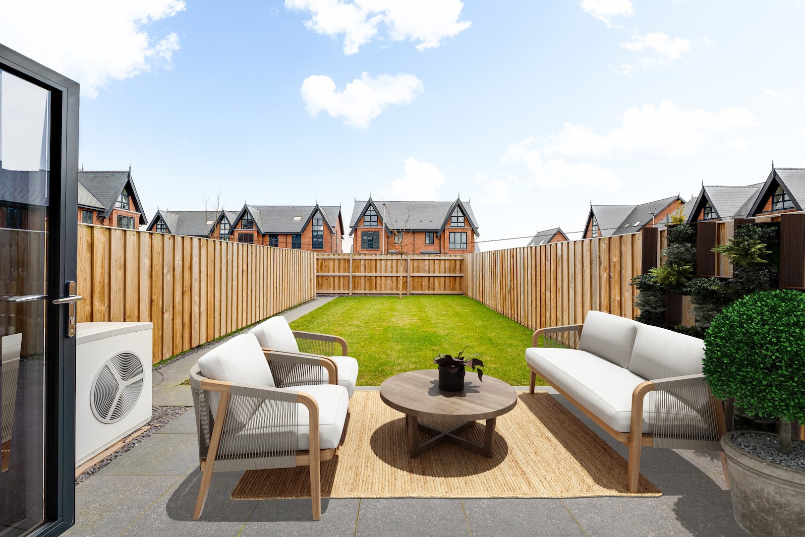 Beaufort Court, Lache Lane, CH4, photo 3