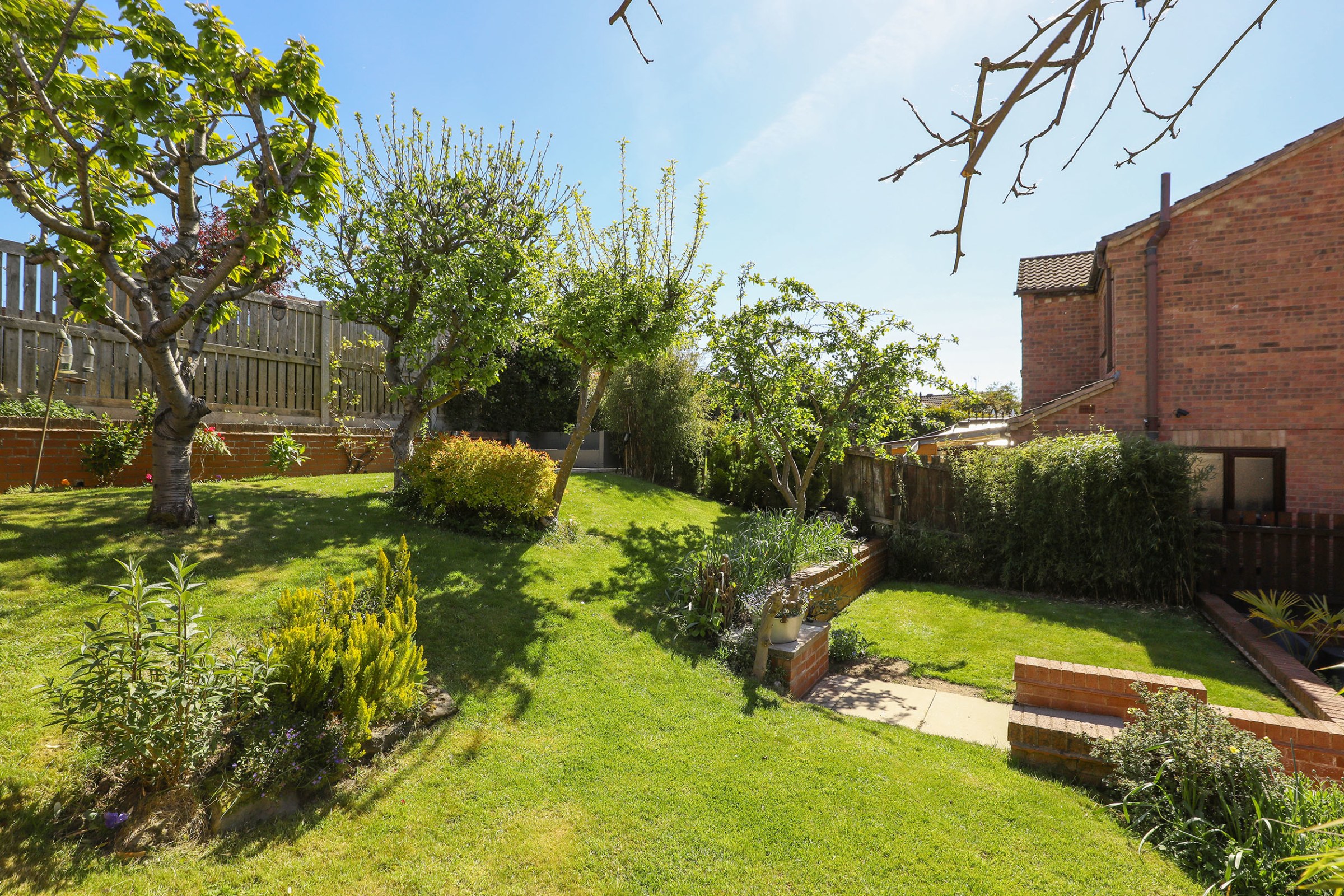 Fulford Close, Chesterfield, S40, photo 24