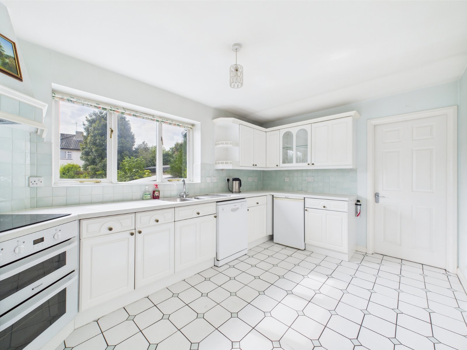 Simmons Place, Staines-upon-Thames, Surrey, TW18, photo 7