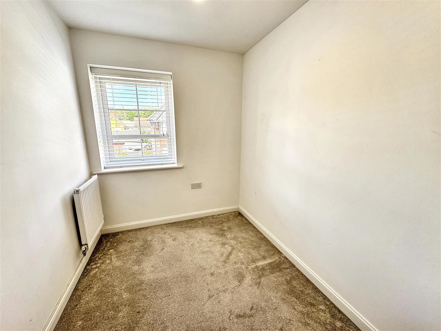 Castle Way, Rogerstone, Newport, photo 19