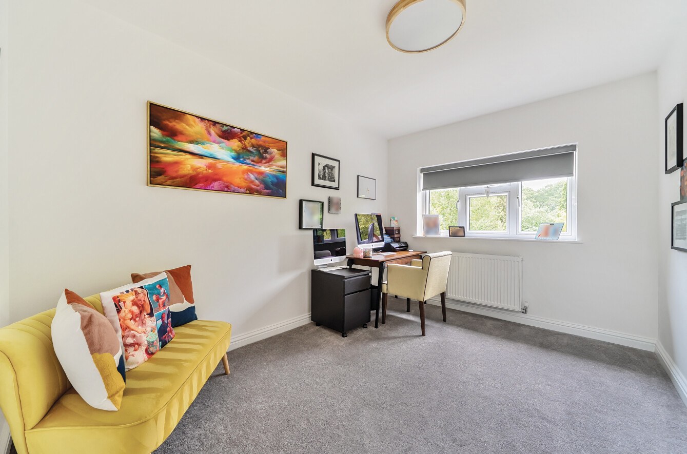 New Lane, Sutton Green, Guildford, Surrey, GU4, photo 18