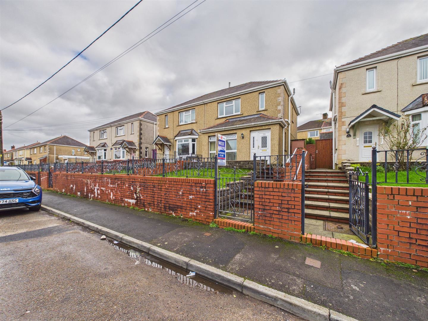 Hillfield Villas, Kidwelly