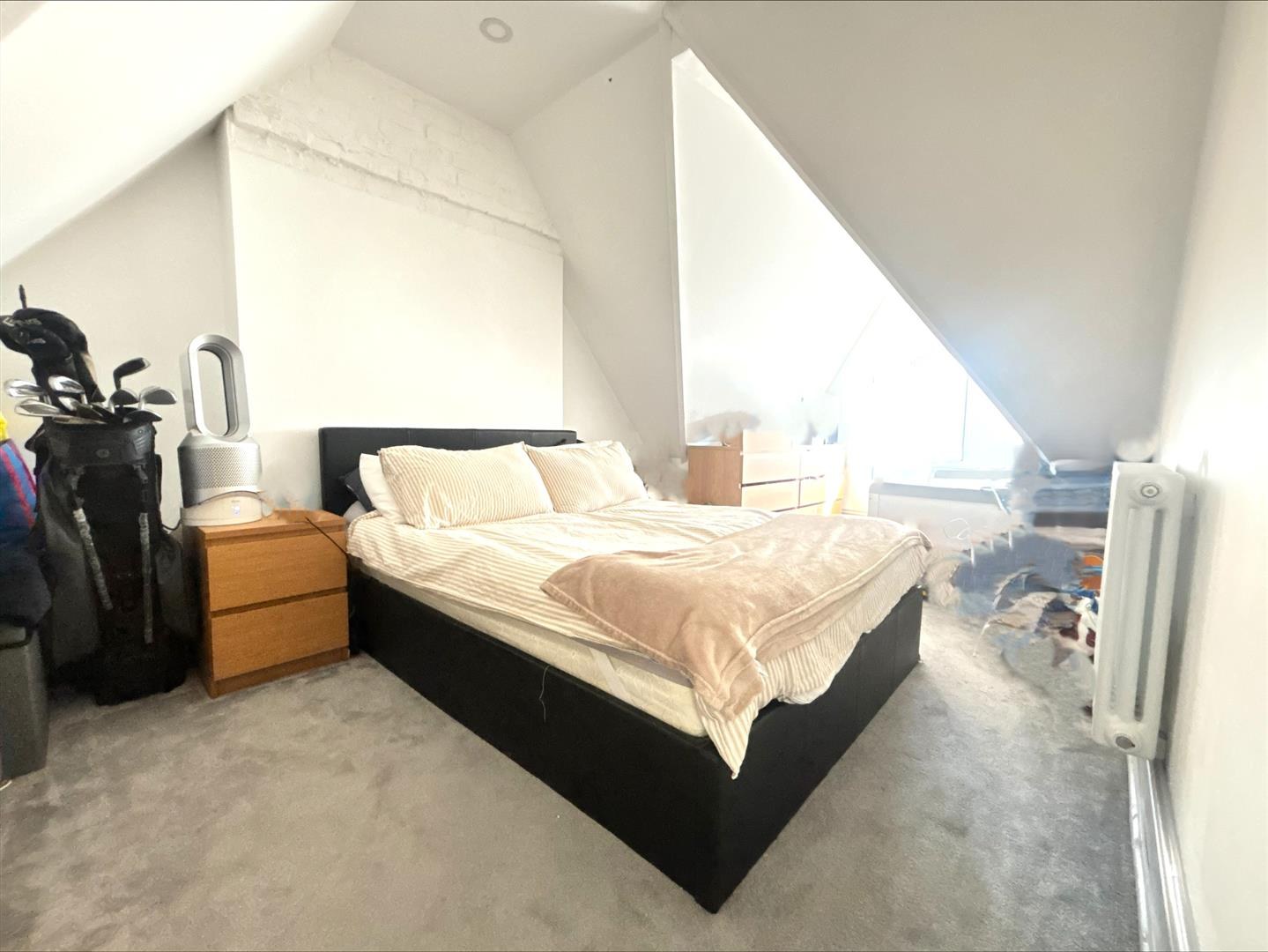 Apartment For Rent White Hart Court