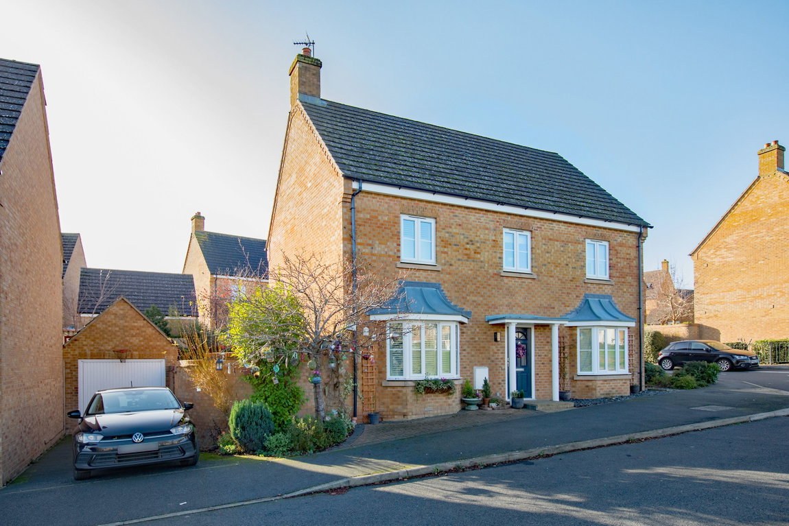 Savernake Drive