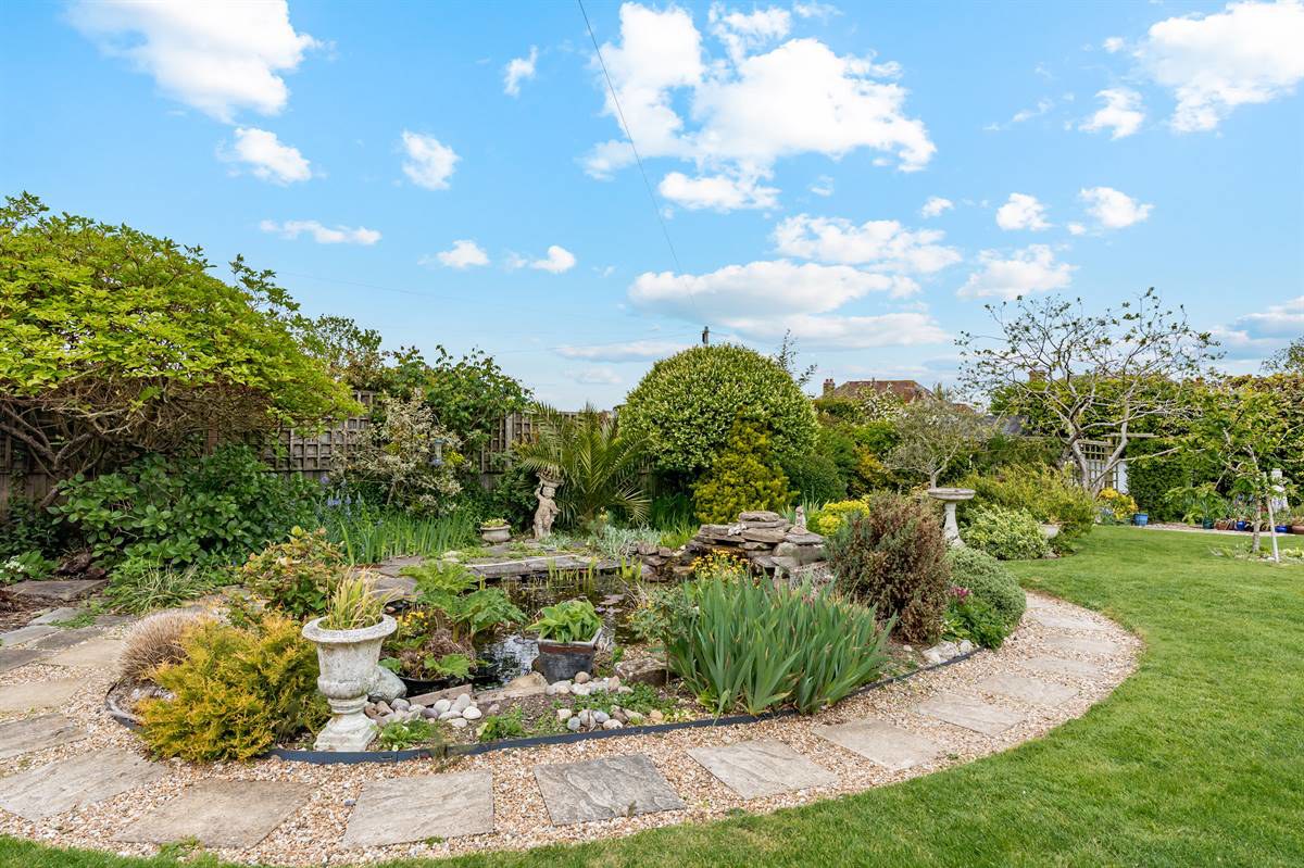 Gloucester Road, Tankerton, Whitstable, photo 37