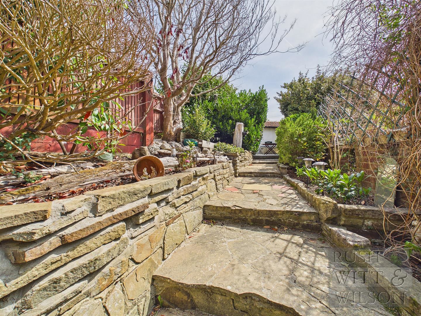 Gunters Lane, Bexhill-On-Sea, photo 32