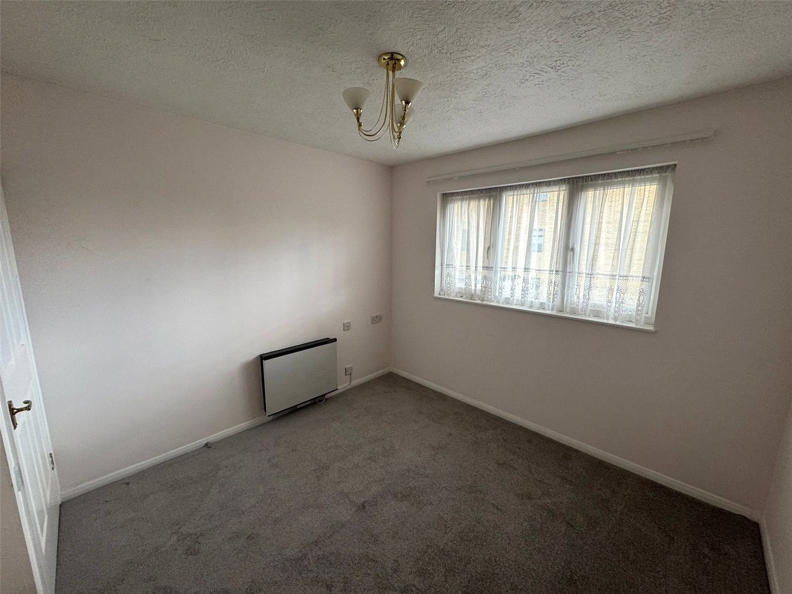 Magnolia Court, Auriol Drive, Uxbridge, Greater London, UB10, photo 5