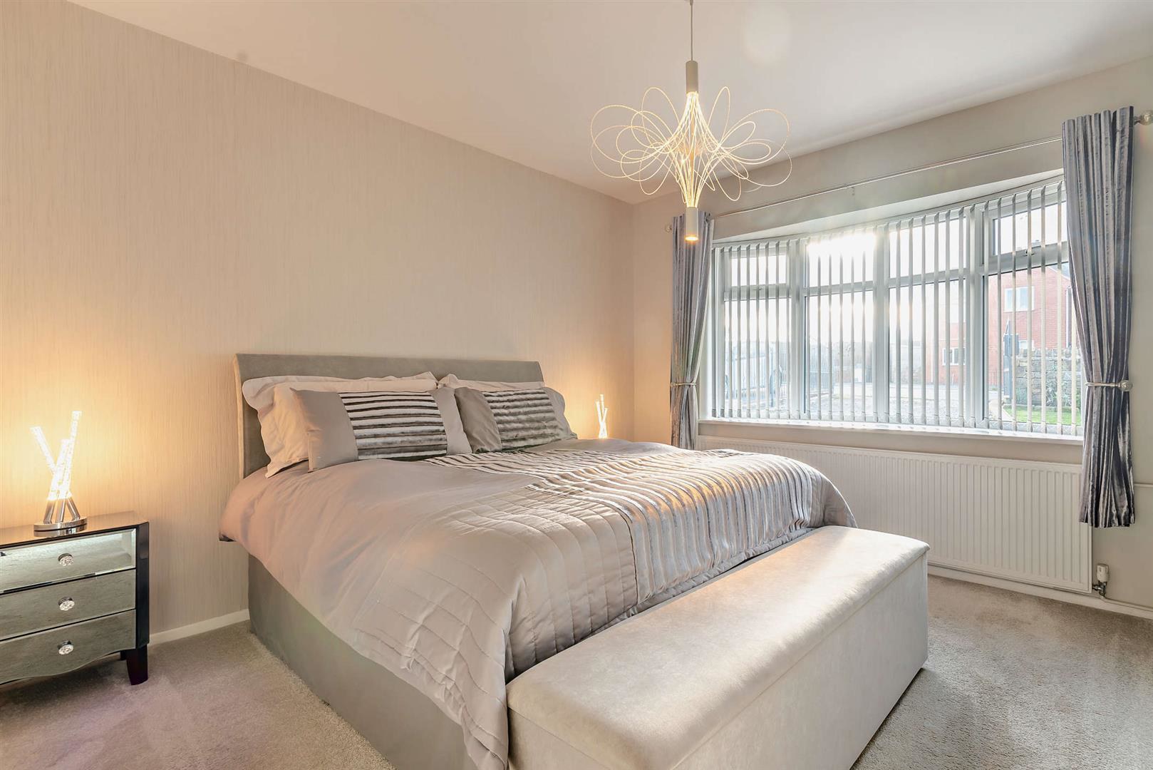 Nethermoor Road, New Tupton, Chesterfield, S42, photo 9