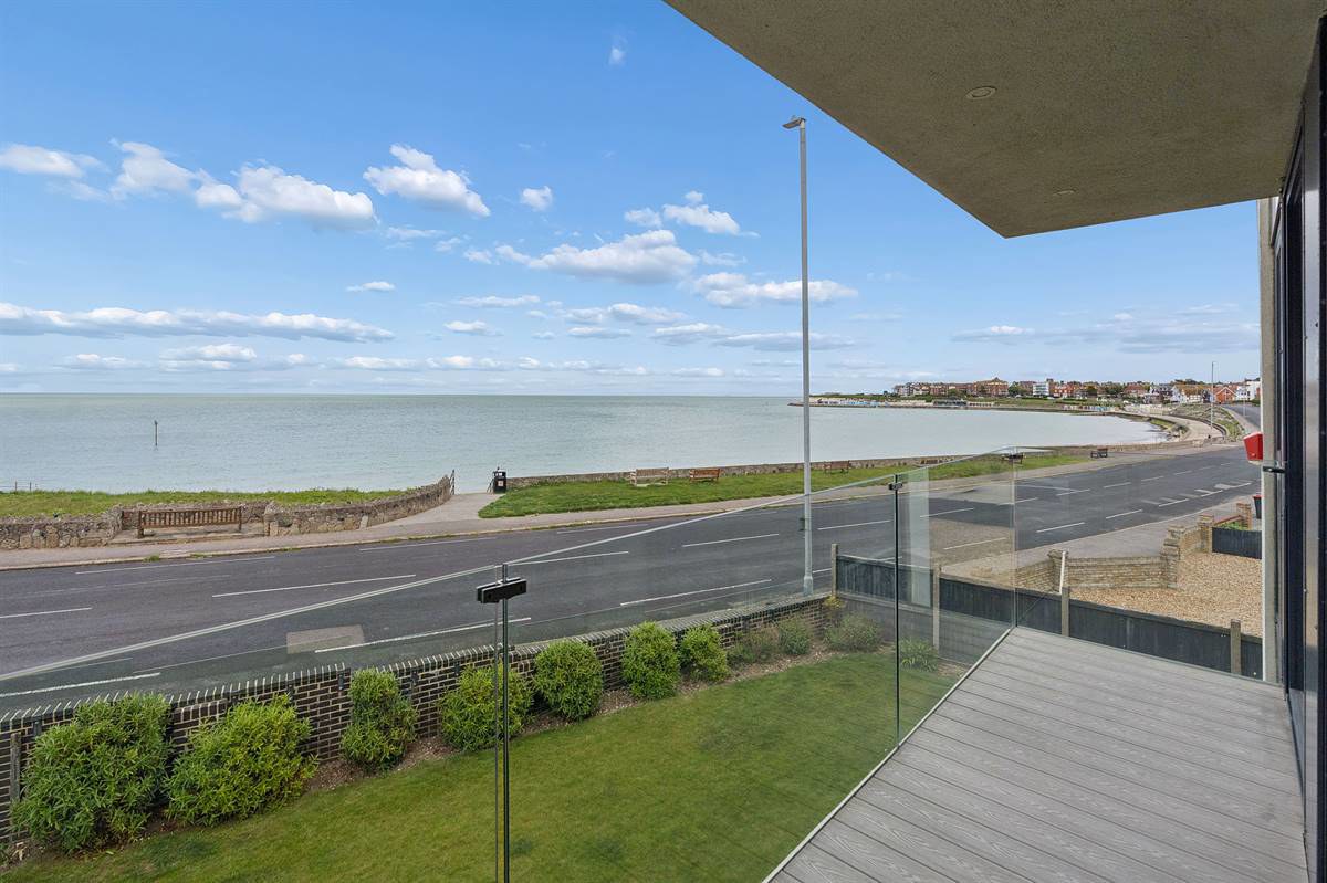 Westleigh Road, Westgate-On-Sea, photo 3