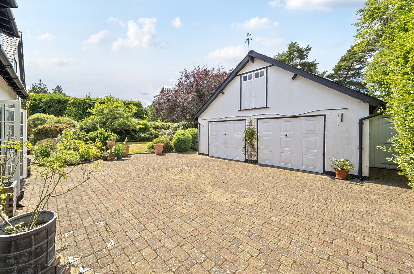 New Lane, Sutton Green, Guildford, GU4, photo 28