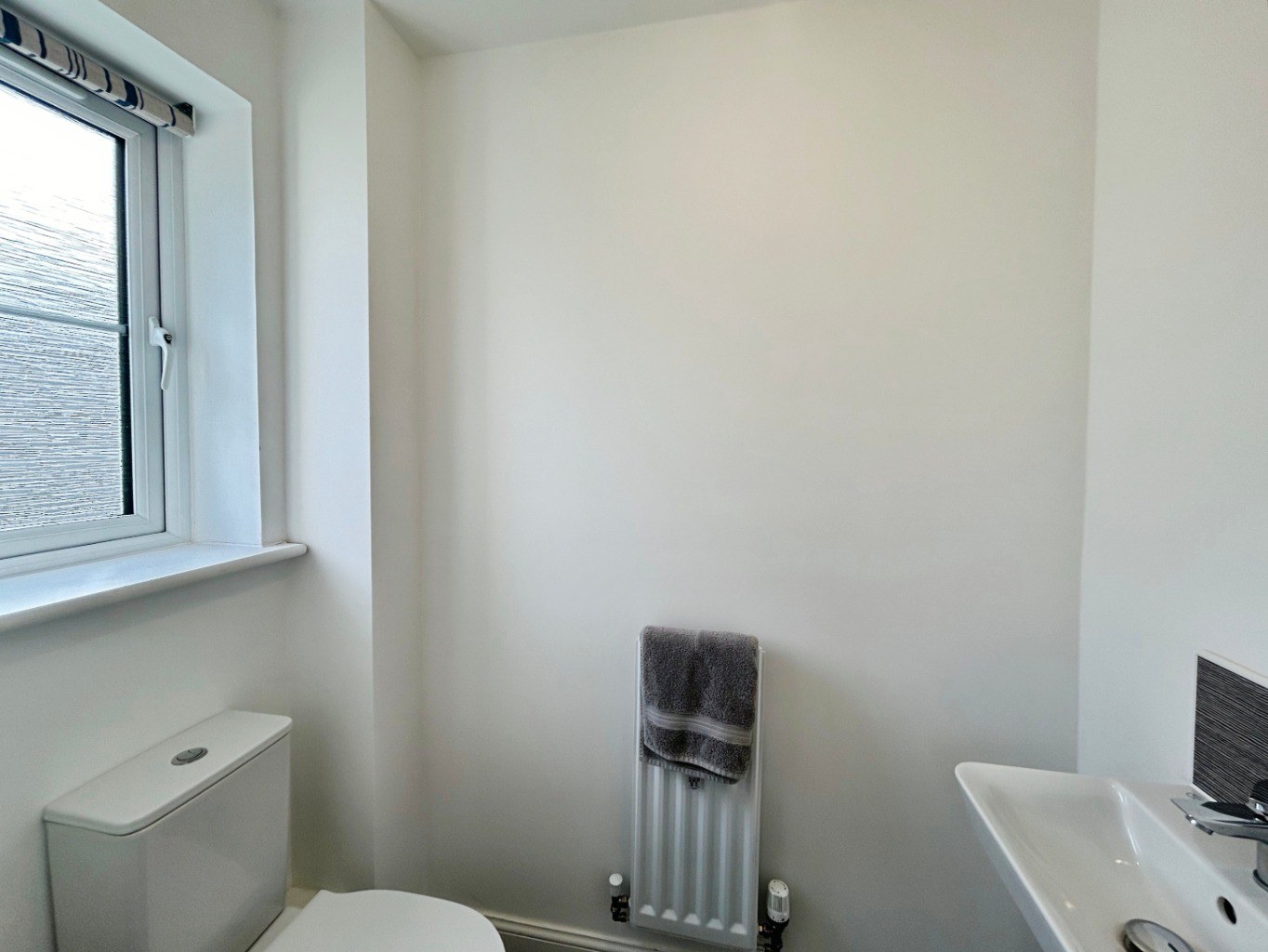 Hayle, Two bed home with no onward chain, photo 6