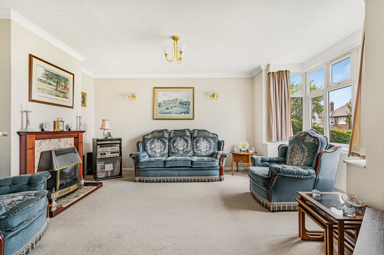 Grove End Road, Farnham, Surrey, GU9, photo 2