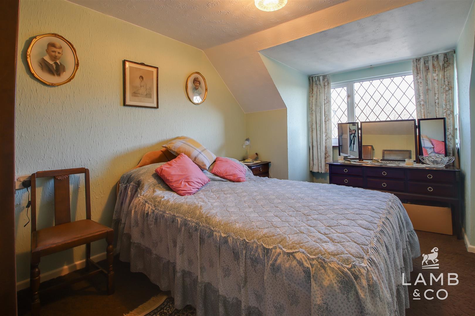 Jaywick Lane, Clacton-On-Sea, photo 9