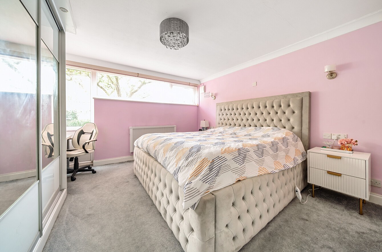 Boxgrove Avenue, Guildford, Surrey, GU1, photo 6