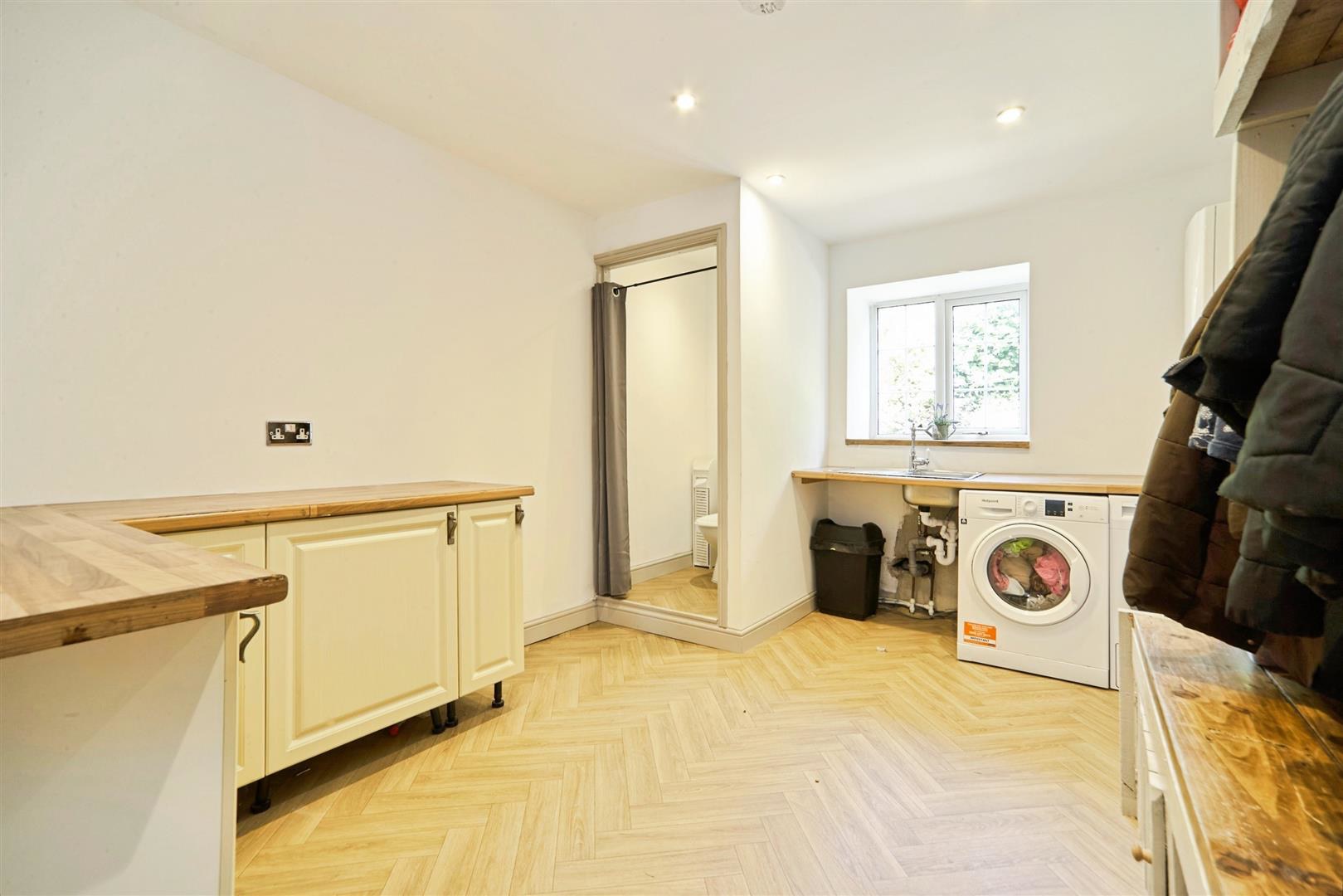 Low Fold, Long Lee Lane, Keighley, BD21 4RS, photo 6