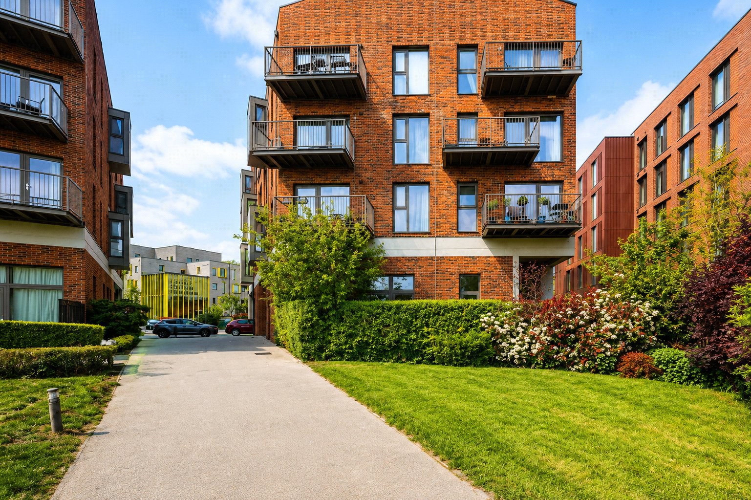 Walnut Tree Close, Guildford, Surrey, GU1, photo 11