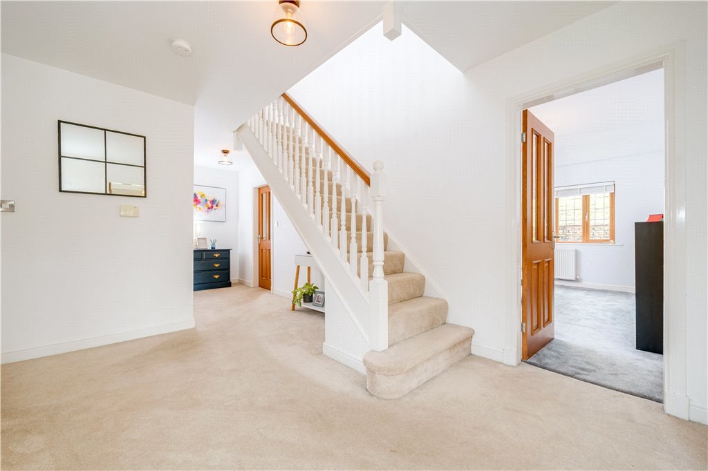 Hillings Lane, Hawksworth, Leeds, West Yorkshire, LS20, photo 15