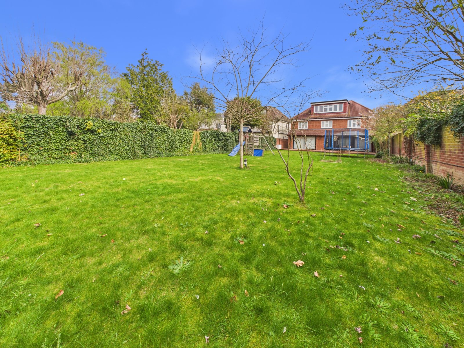 Wellesley Avenue, Richings Park, Buckinghamshire, SL0, photo 53