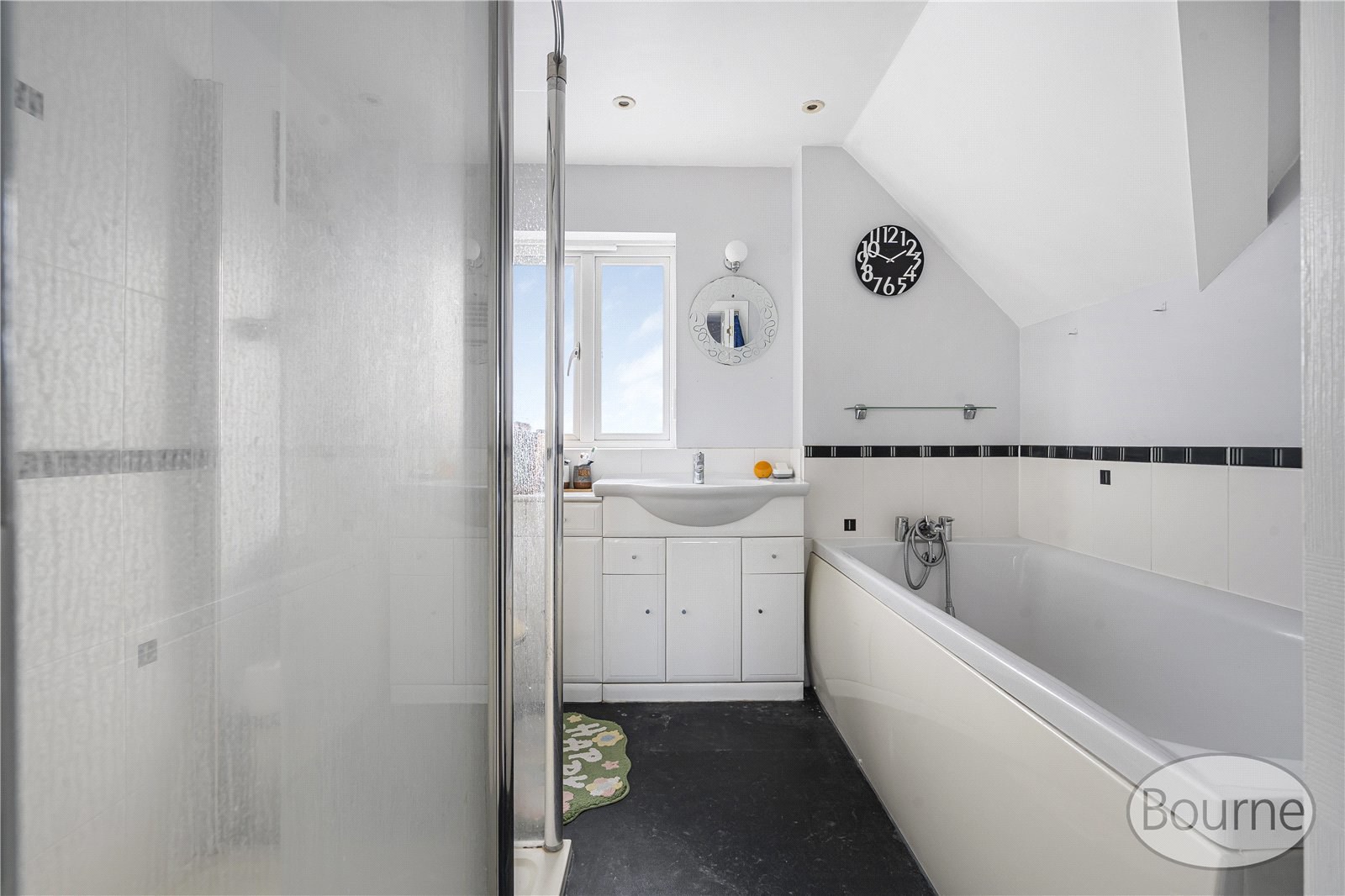Henderson Avenue, Guildford, Surrey, GU2, photo 9