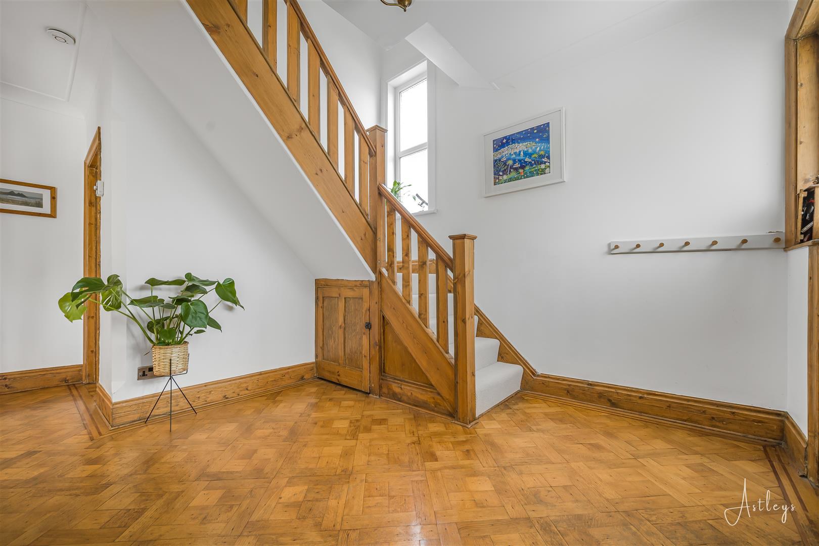 St. Peters Road, Newton, Swansea, photo 6