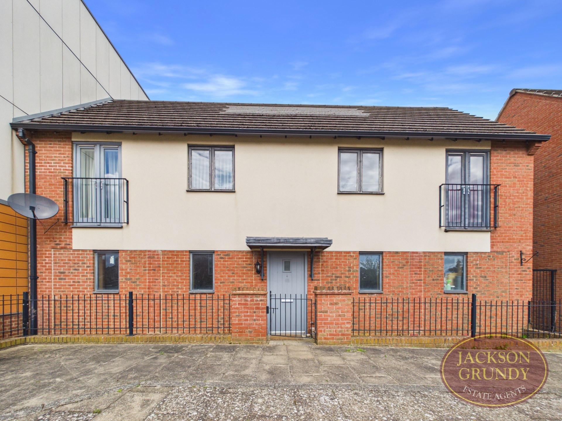 Barring Street, Upton, NN5 4DD