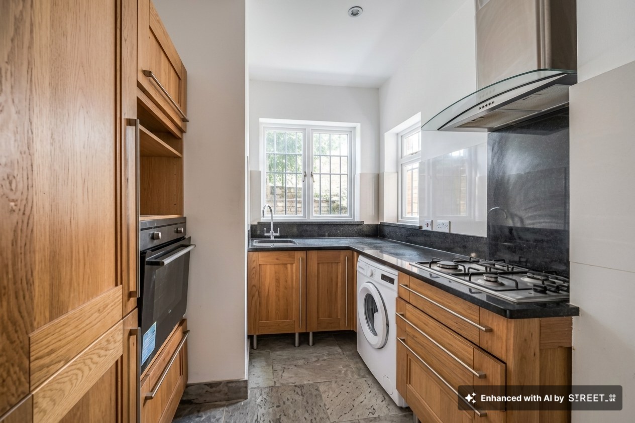 Mead Road, Edgware, HA8, photo 3