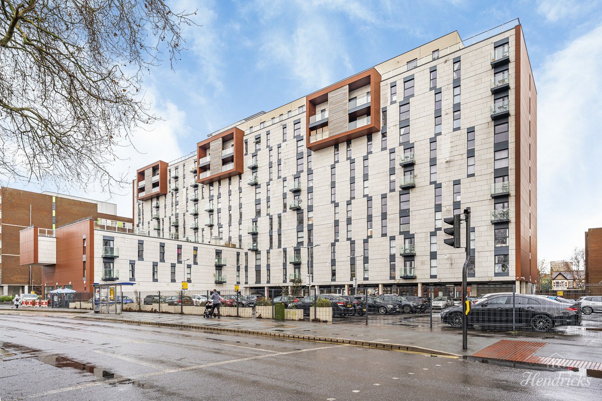 Victoria Avenue, Southend-on-sea, SS2 6