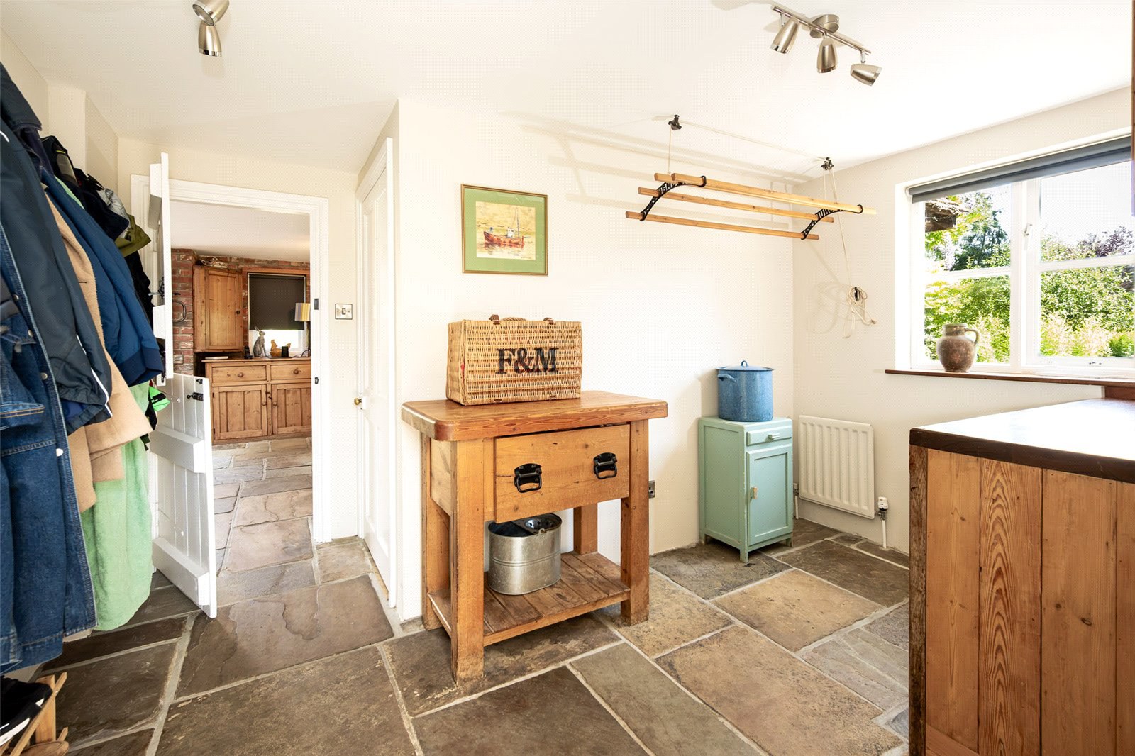Blandford Road, Shillingstone, Blandford Forum, Dorset, DT11, photo 13