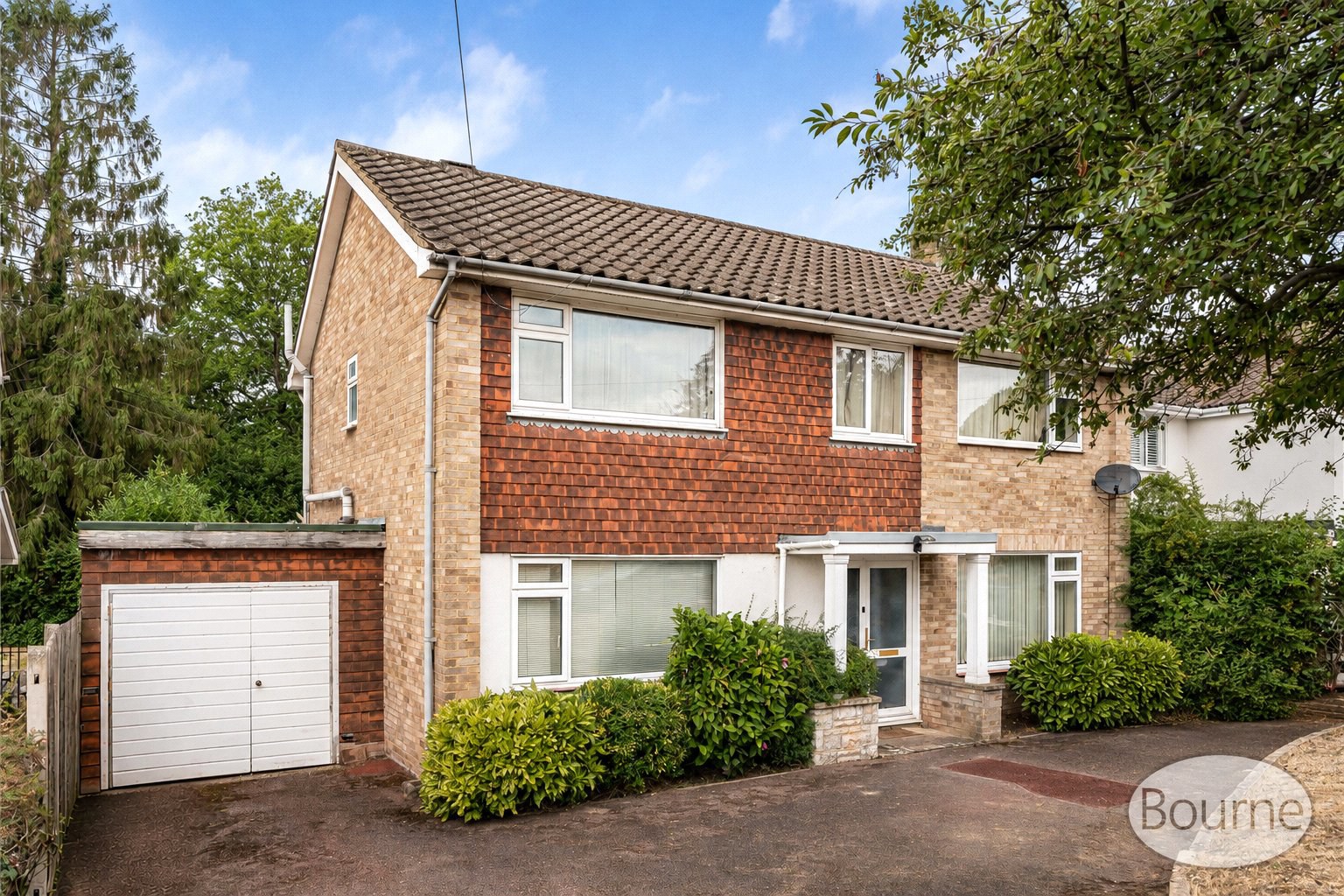 Bramble Rise, Cobham, Surrey, KT11