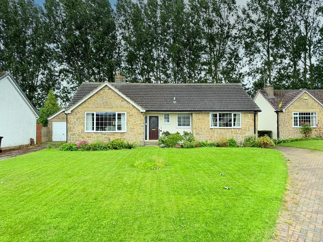 3 bed detached for sale in Cautley Drive, Killinghall