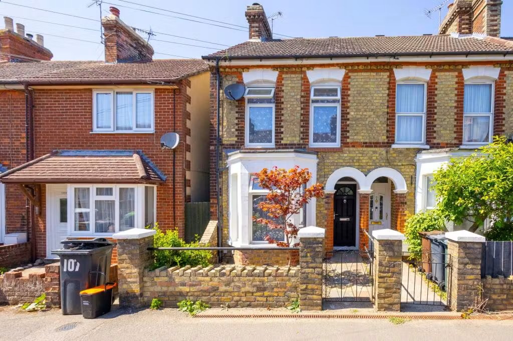 Gladstone Road