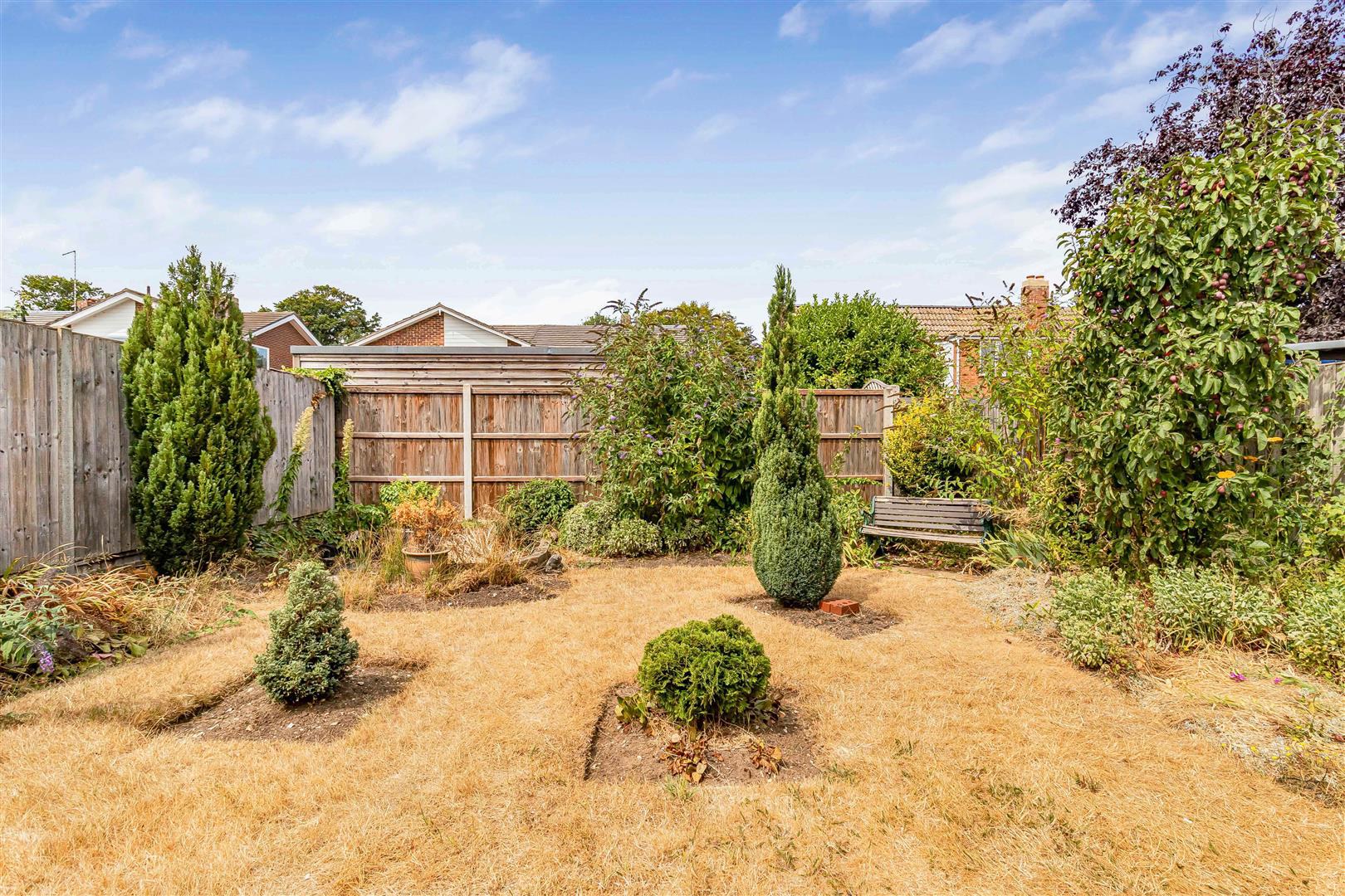 Elizabeth Avenue, Newmarket, photo 17