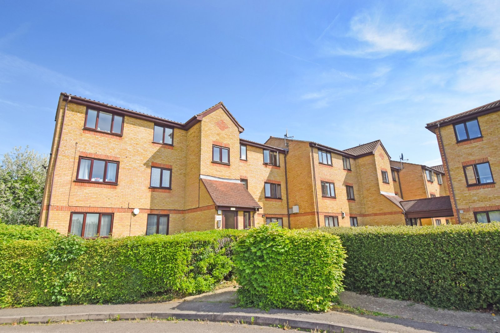 Lowestoft Drive, Cippenham, Berkshire, SL1